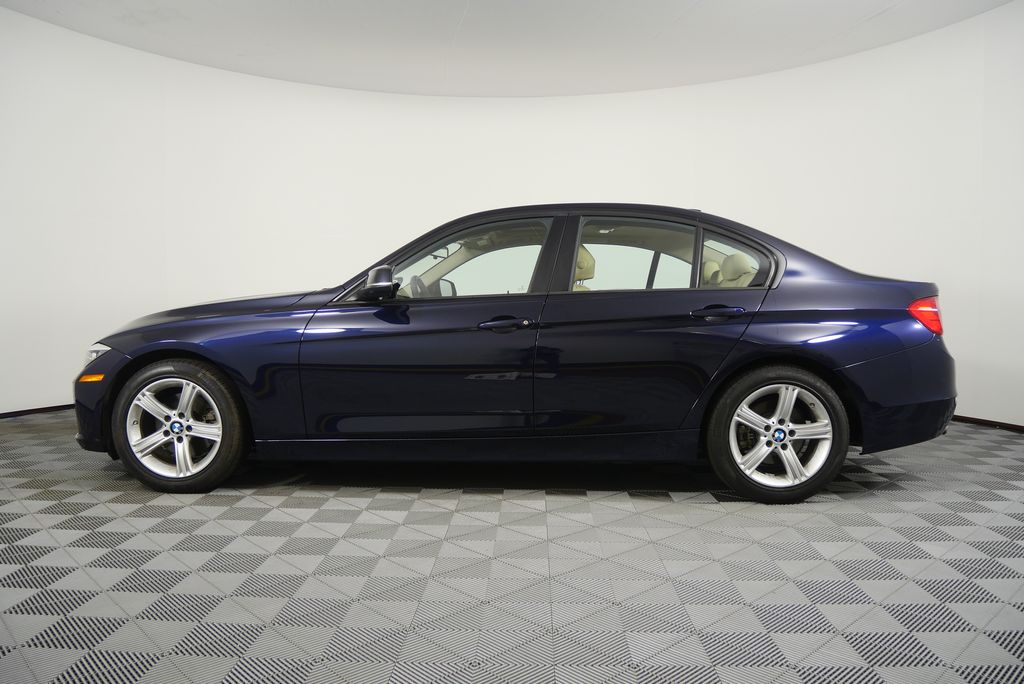 Thumbnail: 2013 BMW 3 Series - 6
