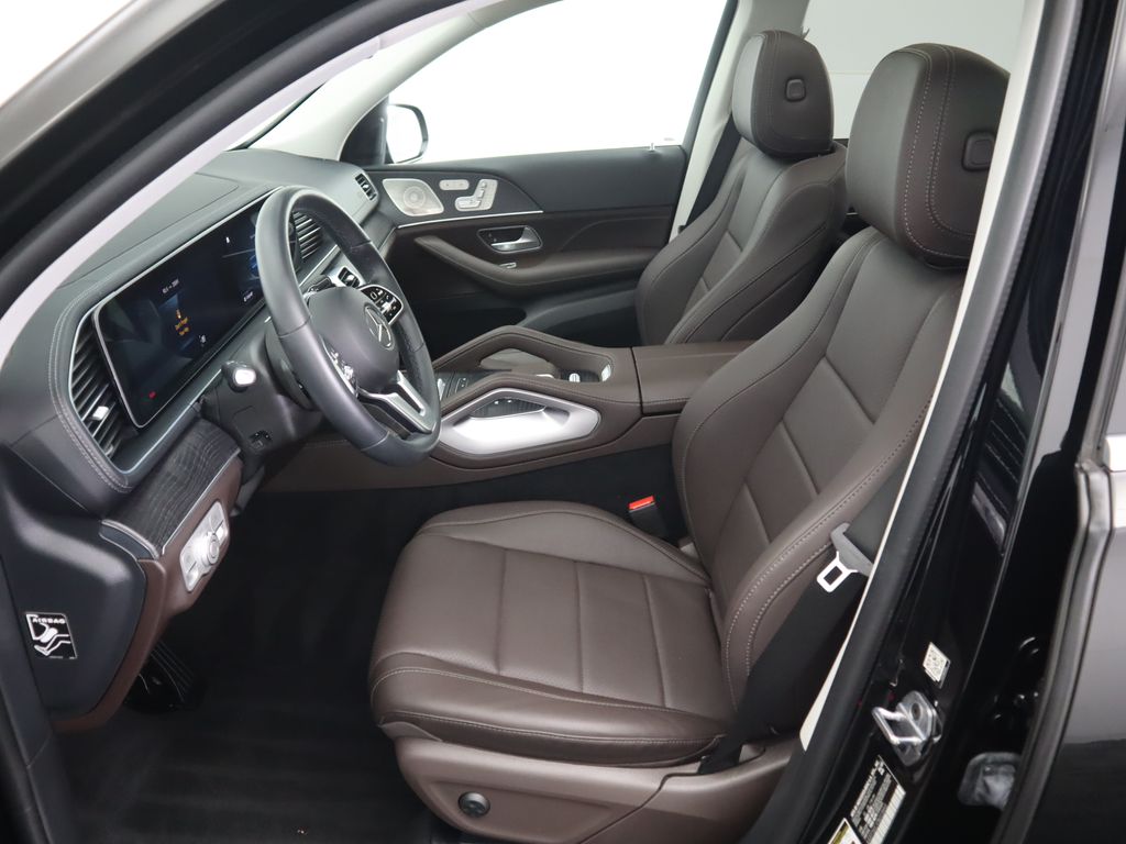 Thumbnail: 2023 Mercedes-Benz GLS - 20