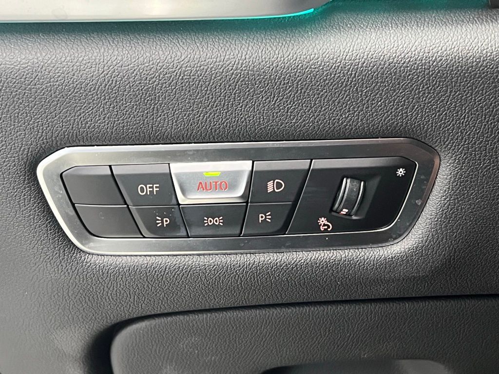 Thumbnail: 2023 BMW X5 - 20