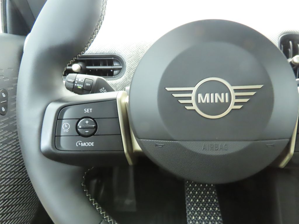 2025 MINI Cooper Hardtop S 12