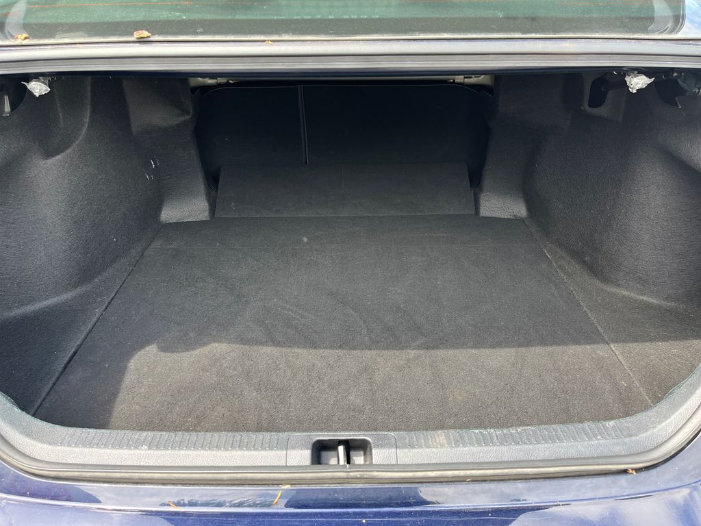 2022 Toyota Camry SE photo