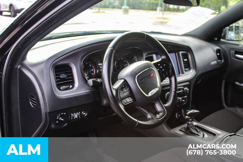 Used 2023 Black Dodge SXT image 22