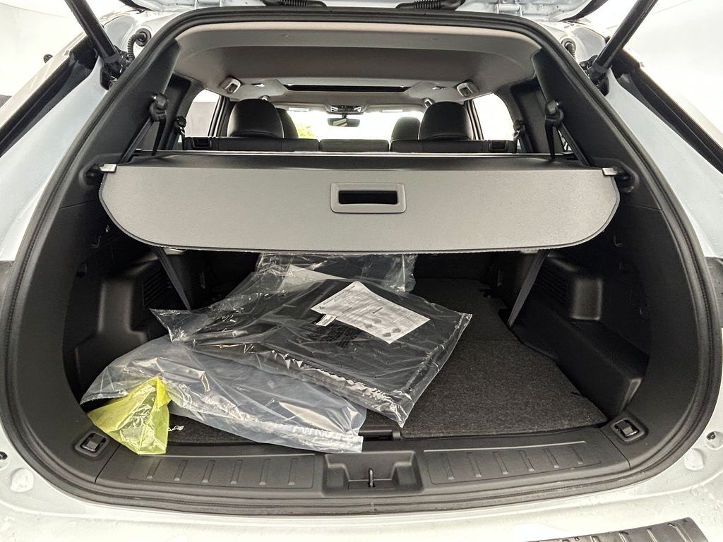 New 2026 White / Black Mitsubishi Trail Edition image 35