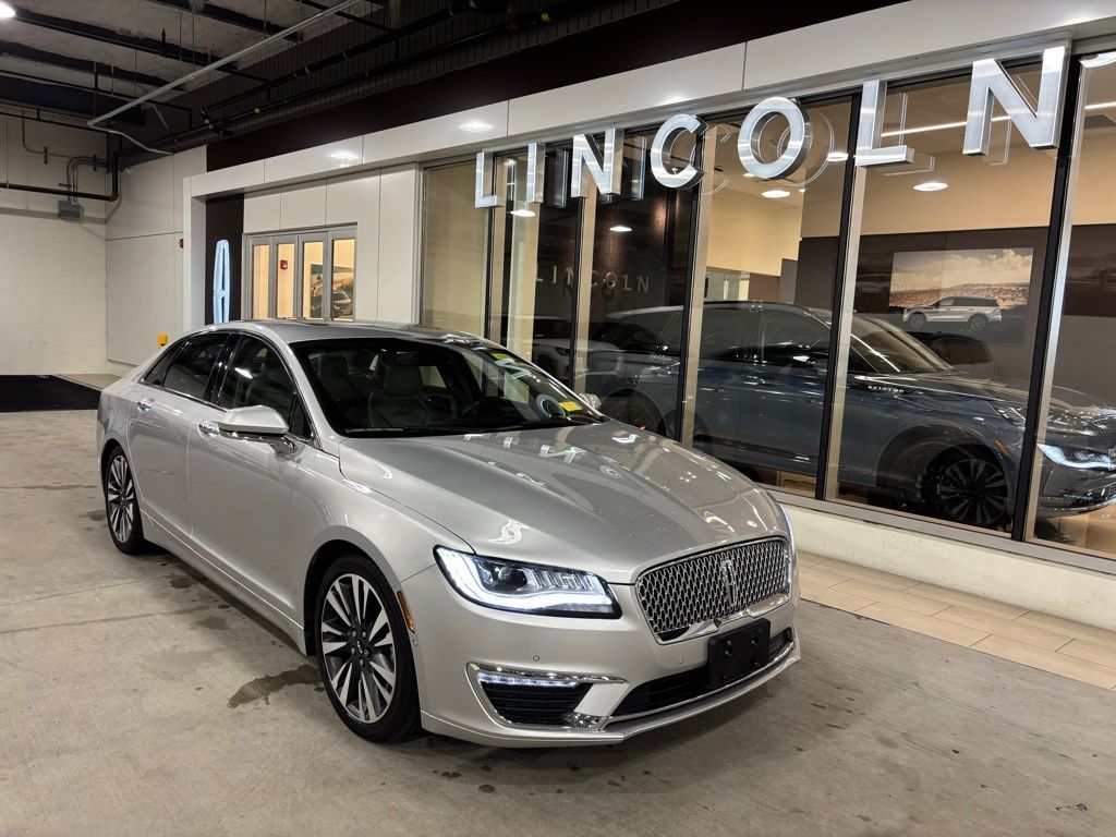 Ingot Silver 2018 Lincoln MKZ Hybrid Reserve FWD Sedan Front-Wheel Drive Continuously Variable Transmission