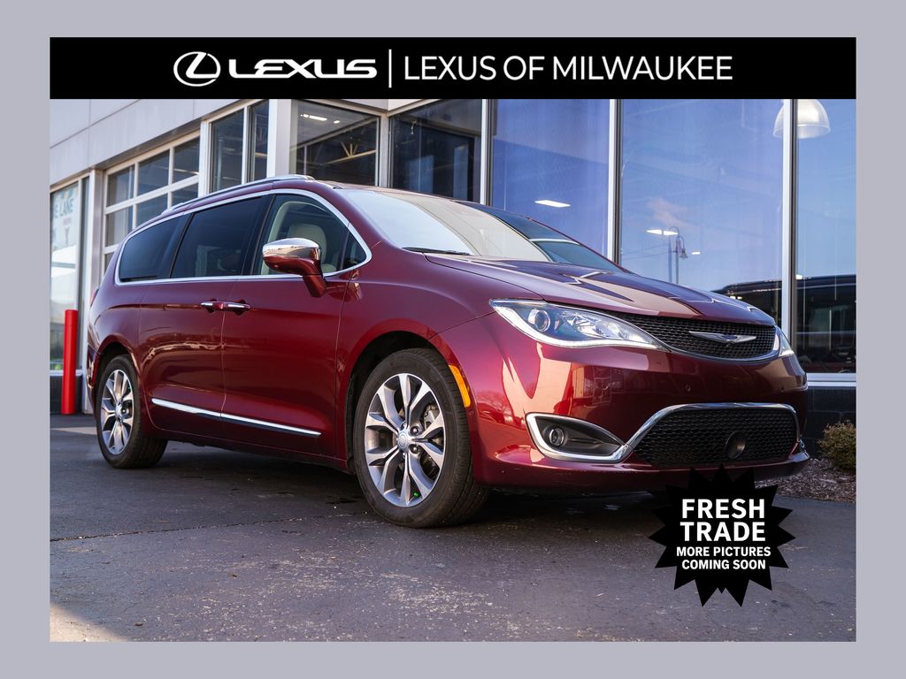 2020 Chrysler Pacifica Limited FWD