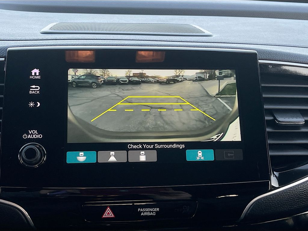 Used 2022 Gray Honda Touring image 14