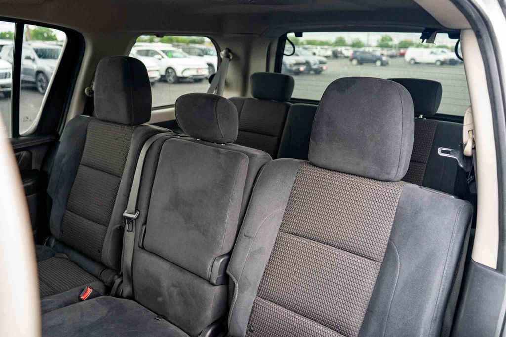 Used Car 2015 Nissan Armada  Sv For Sale Under $12,000 In Austin, Texas