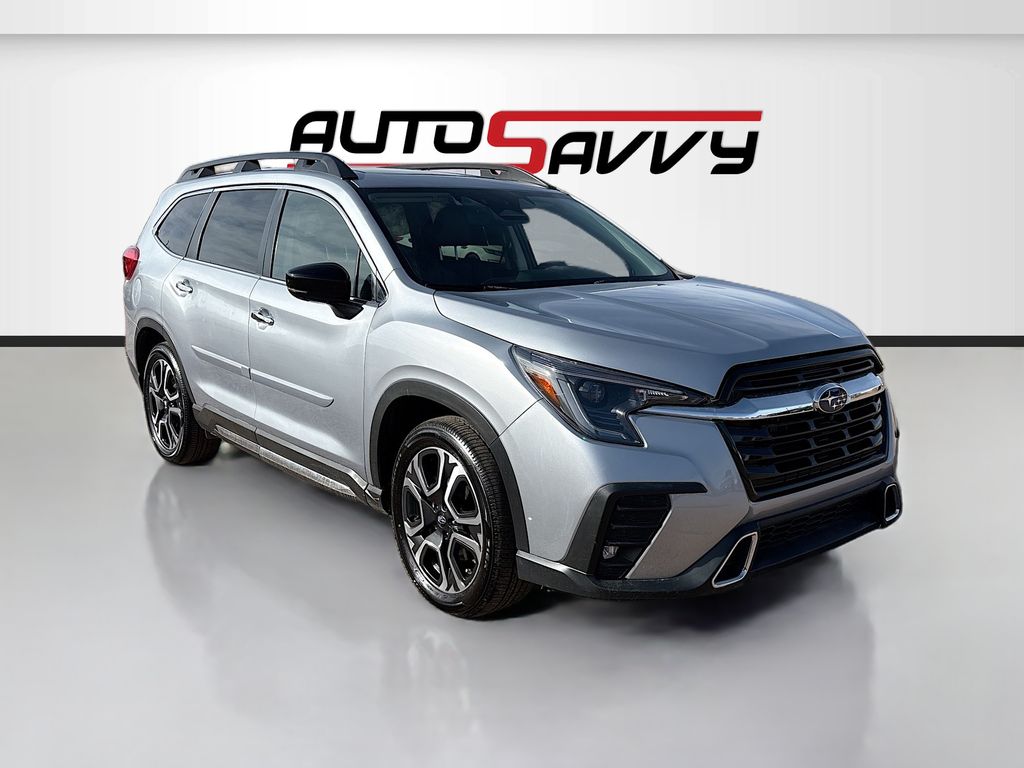 2024 Subaru Ascent Touring's photo