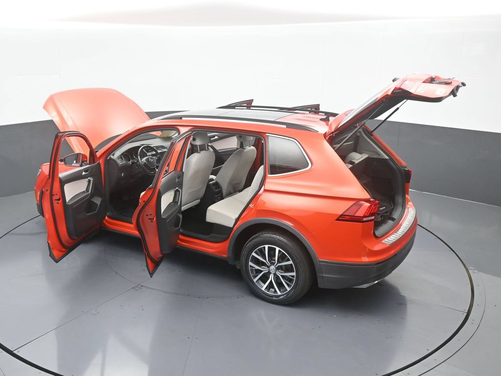 Used 2019 Orange Metallic Volkswagen 2.0T SE image 67