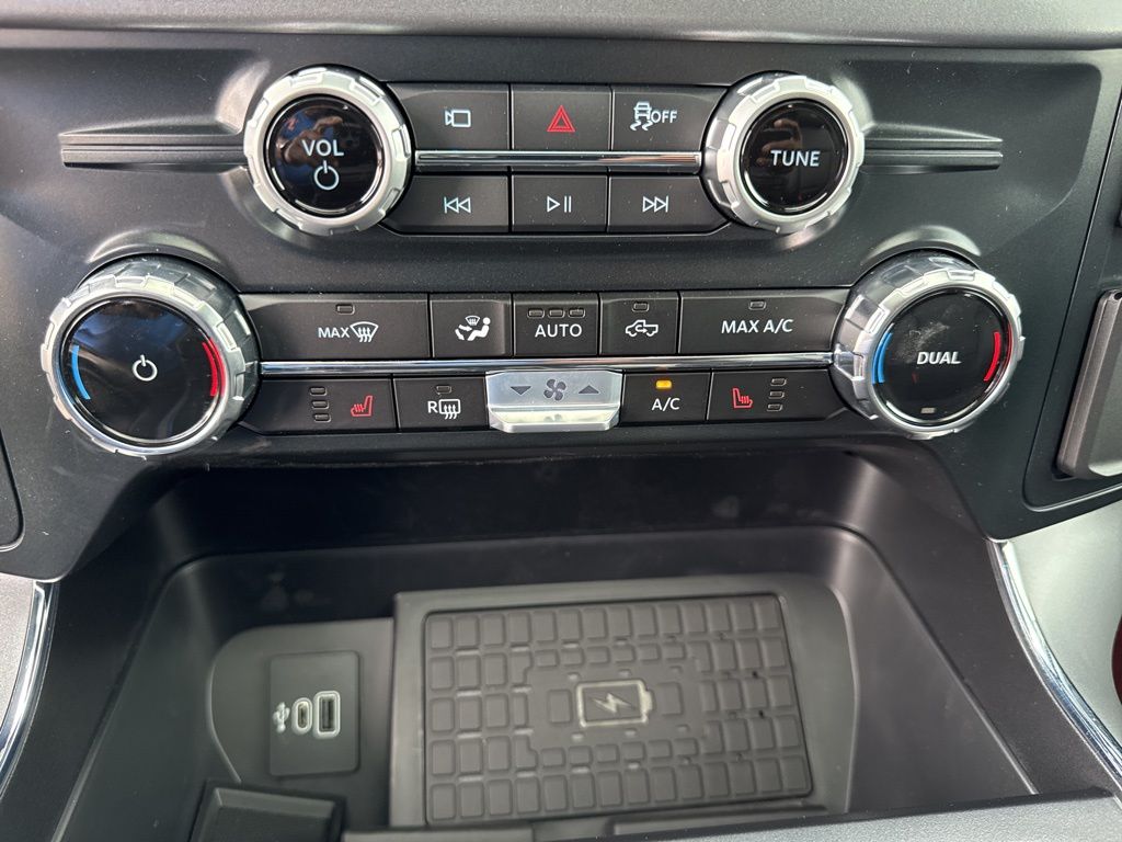2025 Ford F-150 Black Widow