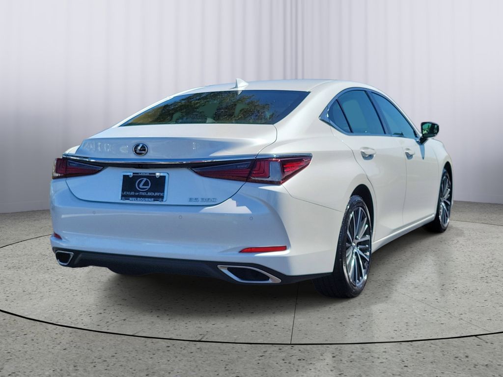used 2025 Lexus ES car, priced at $42,500