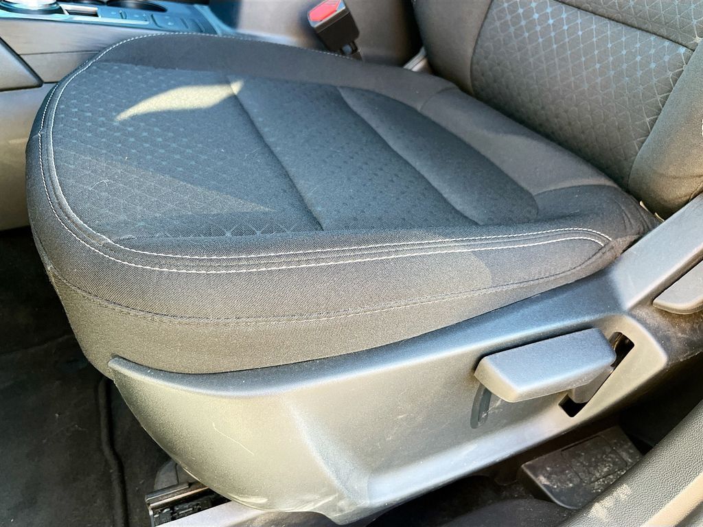 Used 2025 White Ford Active image 18
