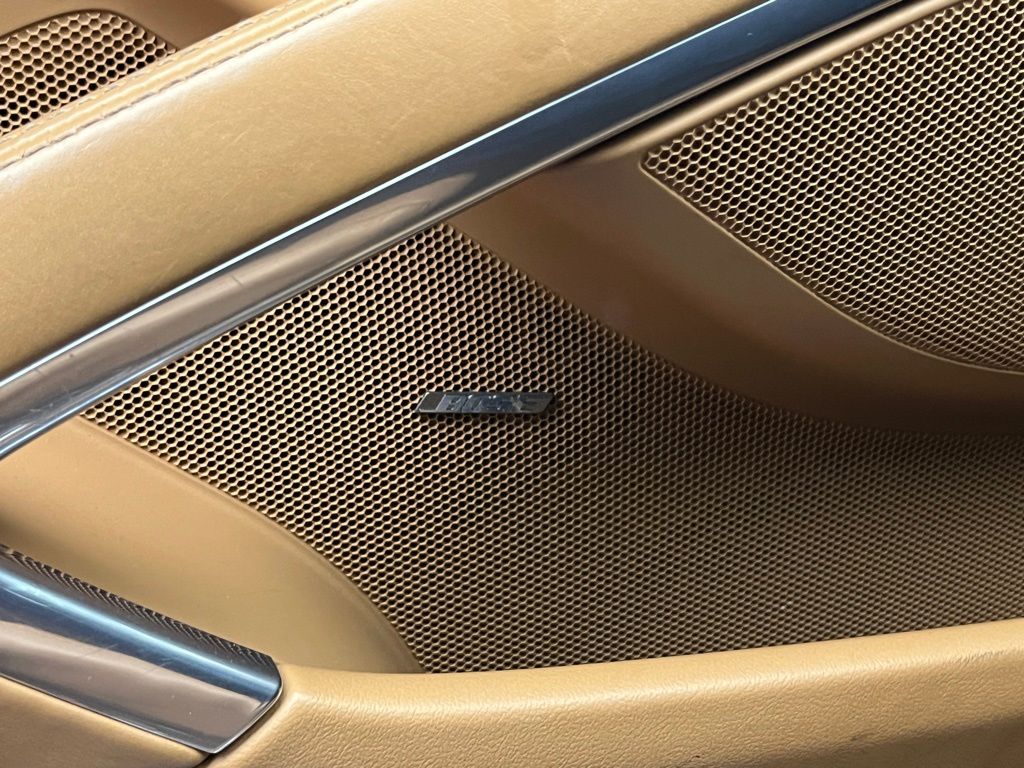 Thumbnail: 2015 Porsche 911 - 29