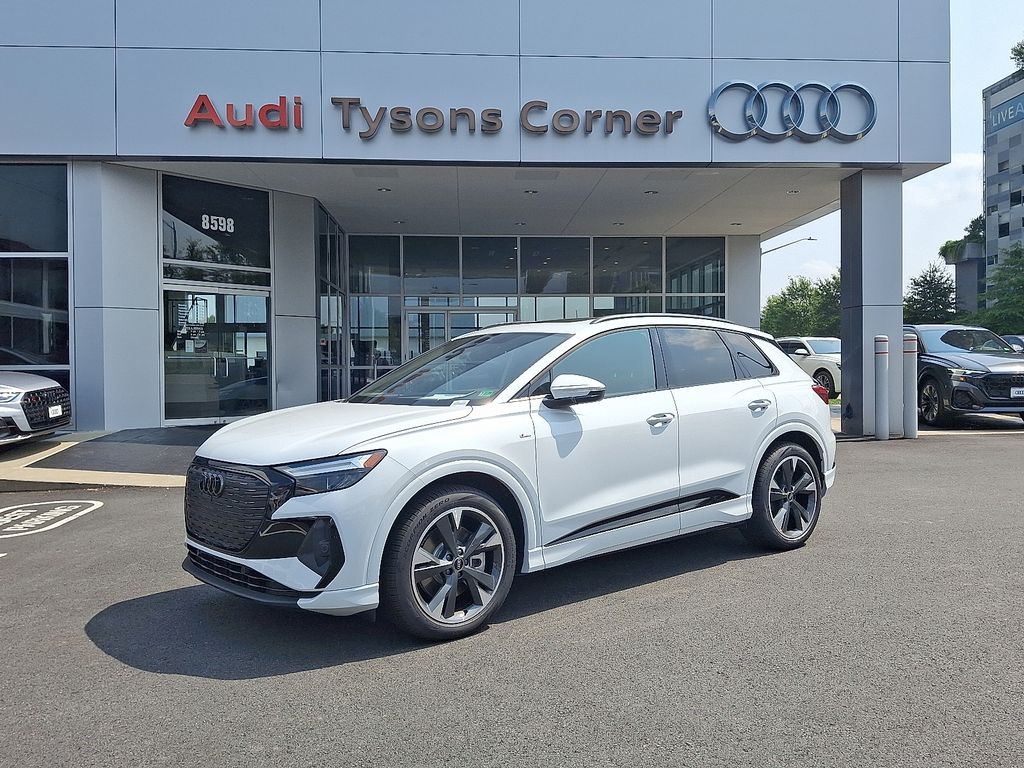 2025 Audi Q4 e-tron  -
                  Vienna, VA