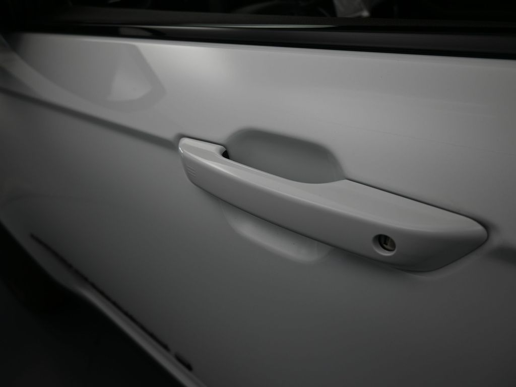 New 2025 Bright White Clearcoat Jeep Limited image 27