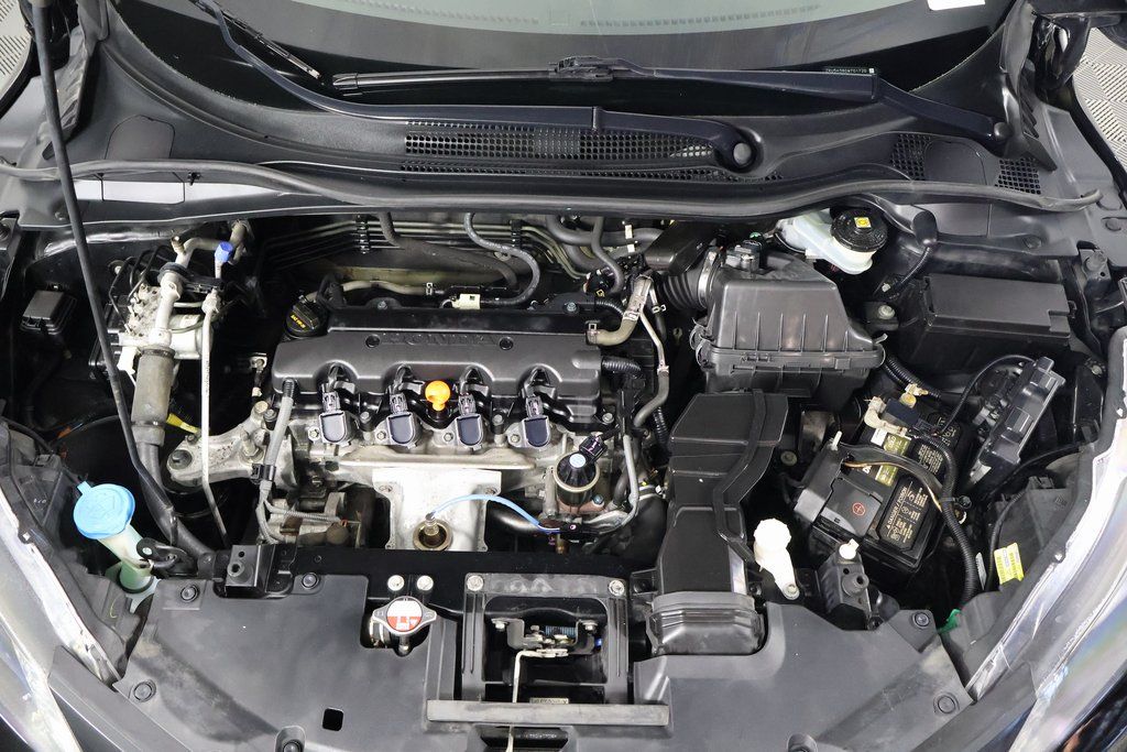 Thumbnail: 2016 Honda HR-V - 16
