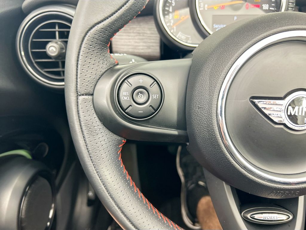 Thumbnail: 2016 MINI Cooper - 11