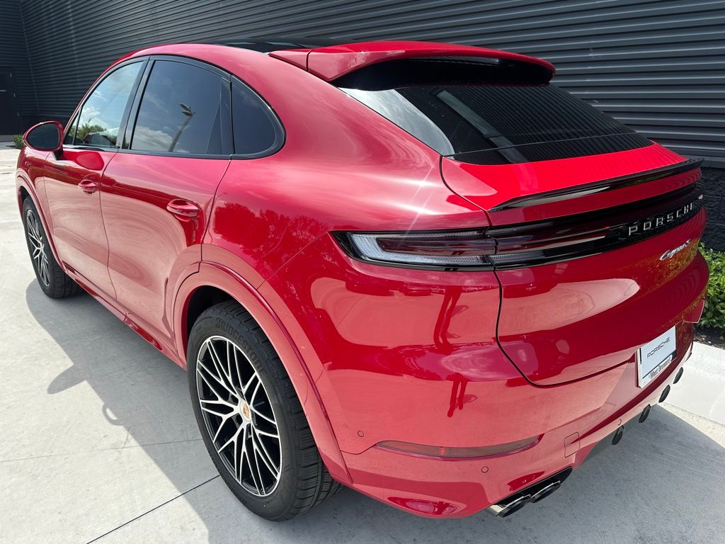 Thumbnail: 2025 Porsche  - 3