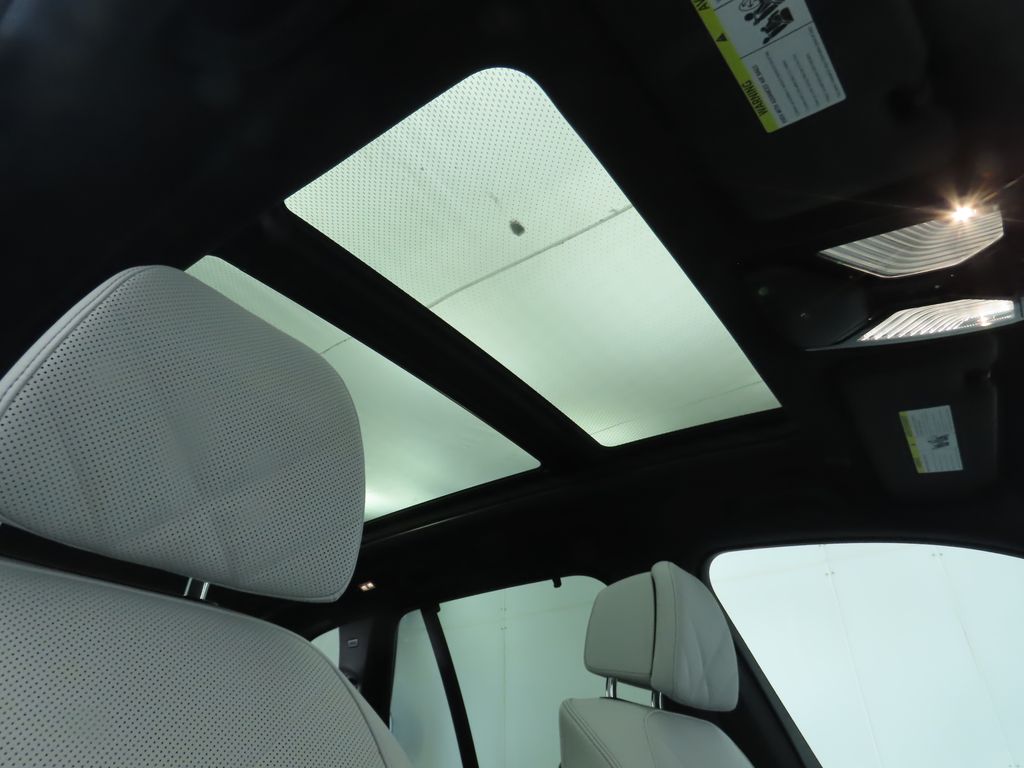 Thumbnail: 2026 BMW X5 - 19