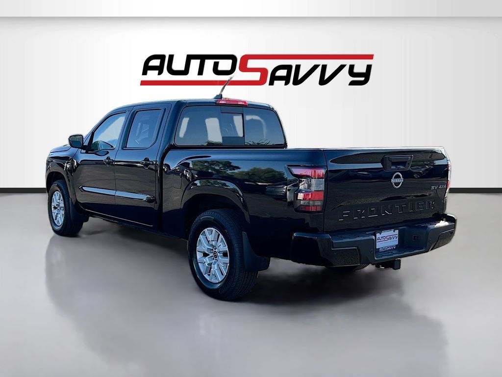 View vehicle photo 5