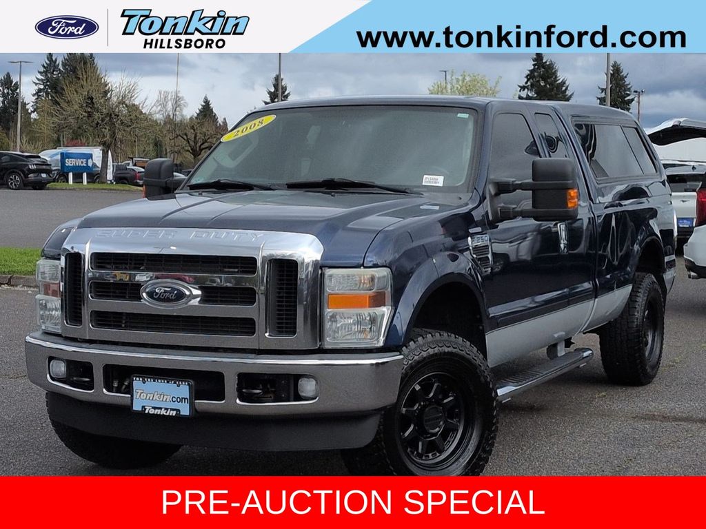 Dark Blue Pearl Clearcoat Metallic 2008 Ford F-250 Super Duty XLT Super Cab 4WD Pickup Truck Four-Wheel Drive 5-Speed Automatic Overdrive