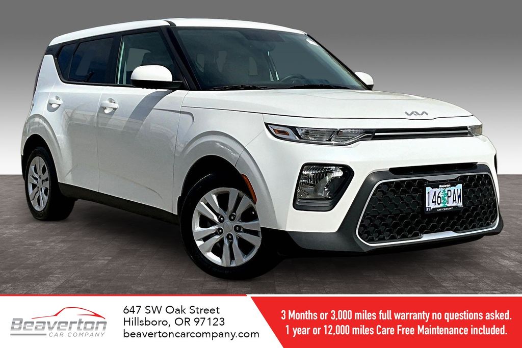 Snow White Pearl 2022 Kia Soul LX FWD SUV / Crossover Front-Wheel Drive Continuously Variable Transmission