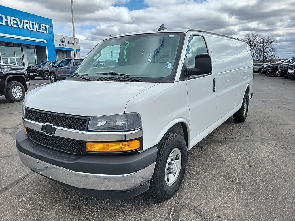 2020 Chevrolet Express Cargo 3500 Extended RWD
