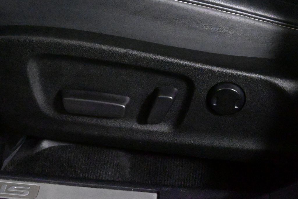 Thumbnail: 2016 Lexus RX - 30
