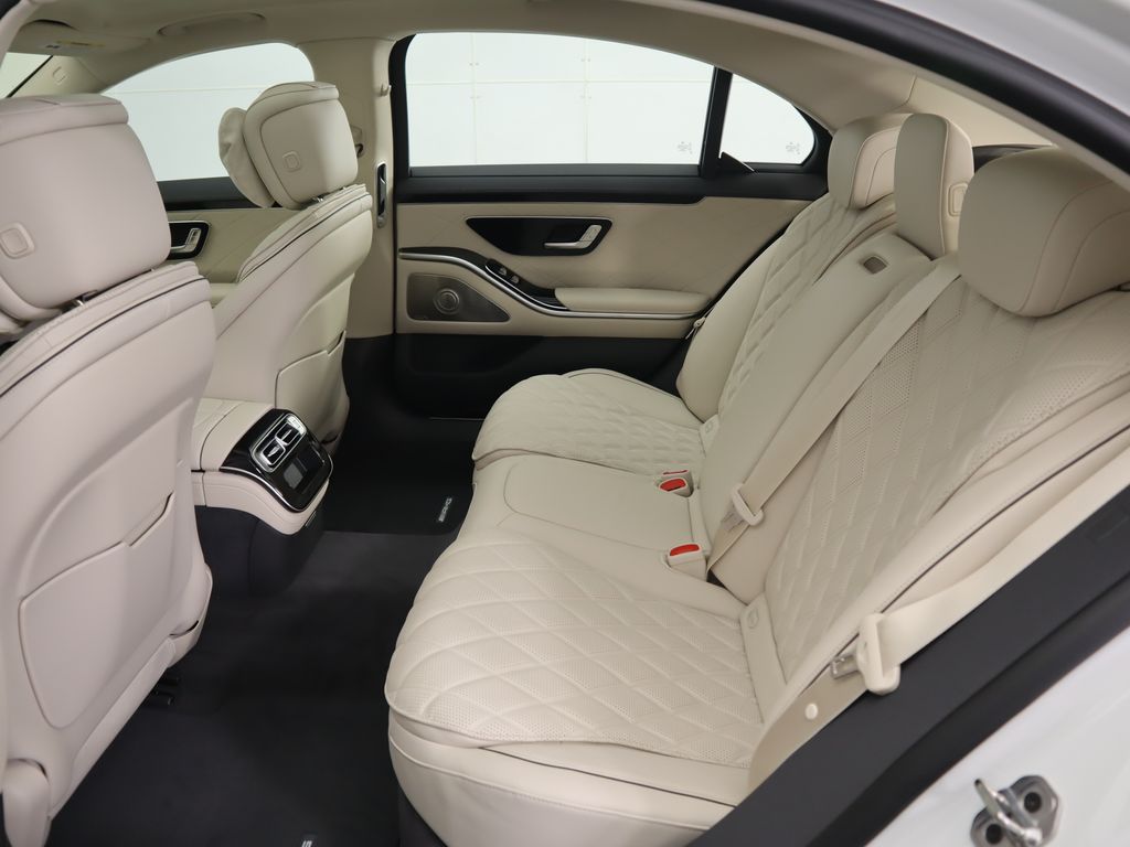 Thumbnail: 2026 Mercedes-Benz S-Class - 23