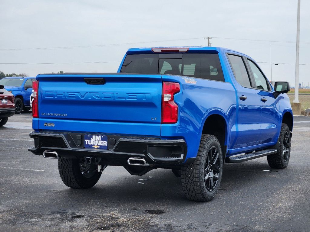 2025 Chevrolet Silverado 1500 LT Trail Boss 3