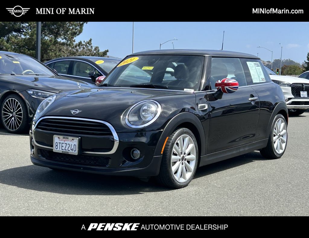 Midnight Black Metallic 2021 MINI Cooper Hatchback Front-Wheel Drive 7-Speed Automatic