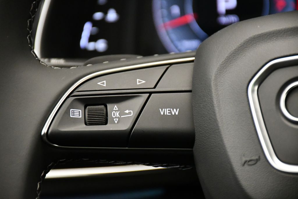 Thumbnail: 2025 Audi Q7 - 23