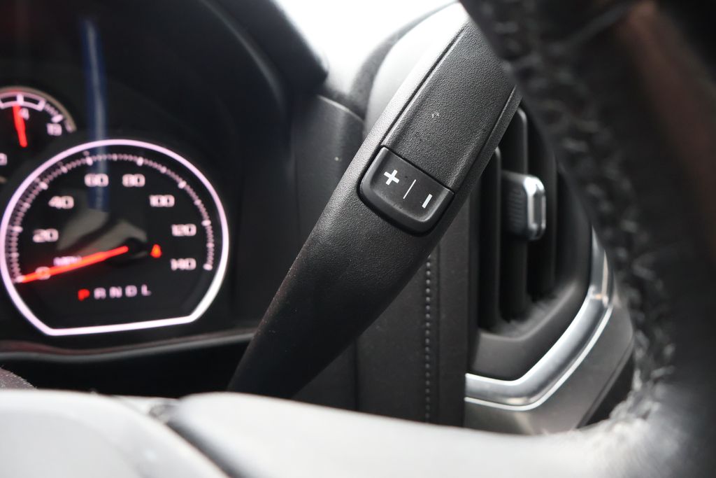 Thumbnail: 2020 Chevrolet Silverado 1500 - 21