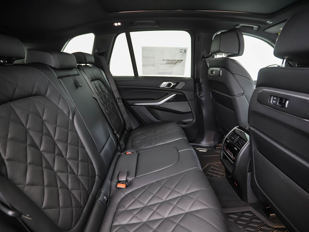 Thumbnail: 2026 BMW X5 - 27