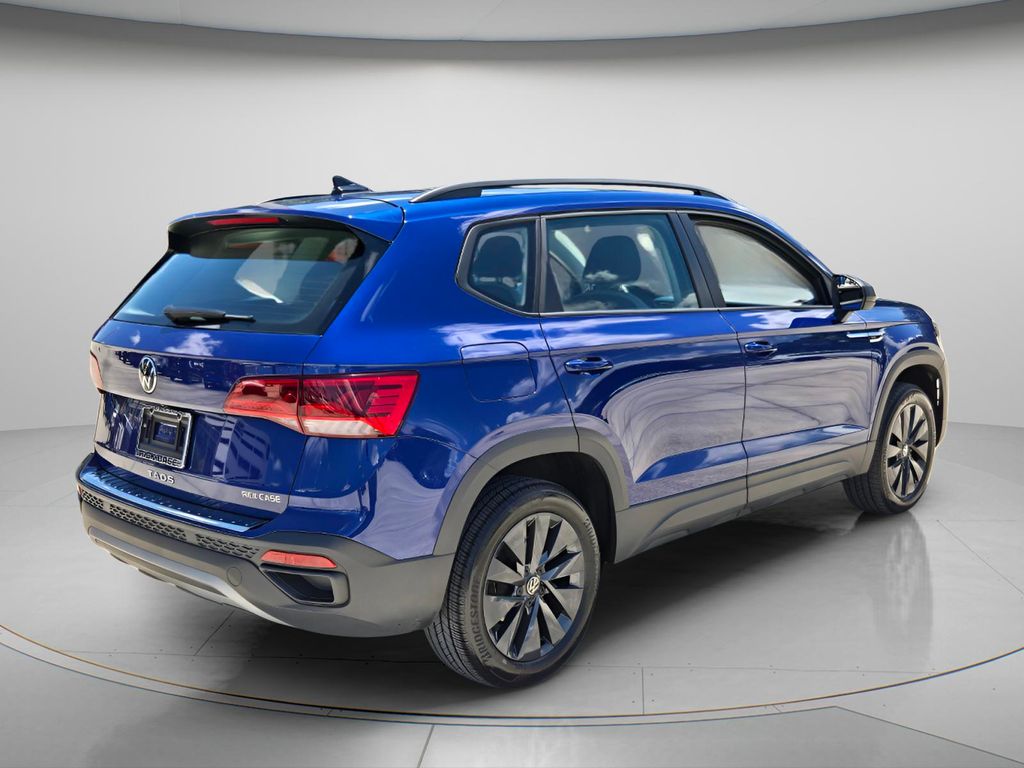 2024 Volkswagen Taos - $17,500