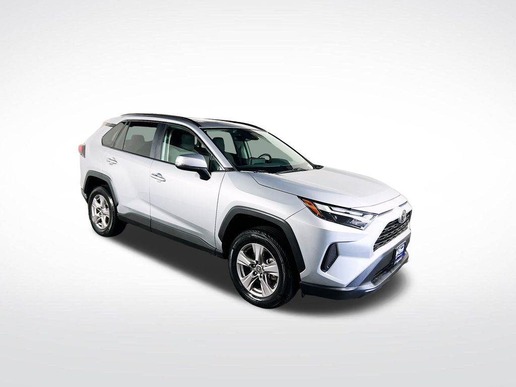 Used 2023 Toyota RAV4 XLE with VIN 2T3P1RFV4PW349638 for sale in Gladstone, OR