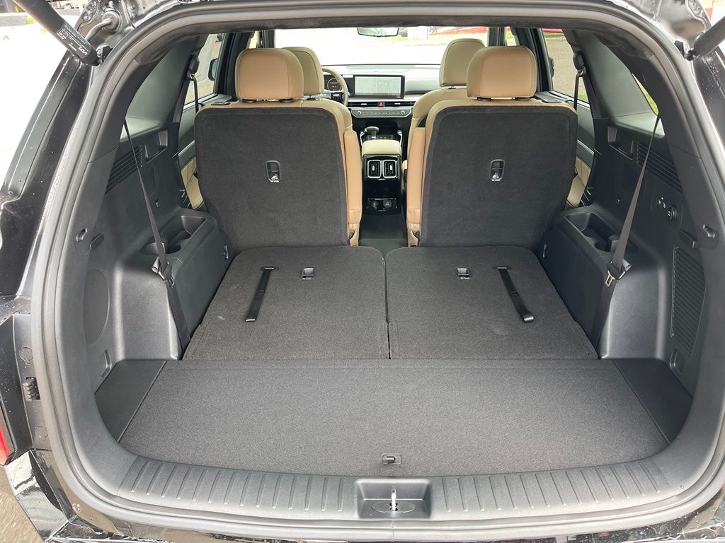 New 2026 Black Kia X-Line SX image 7