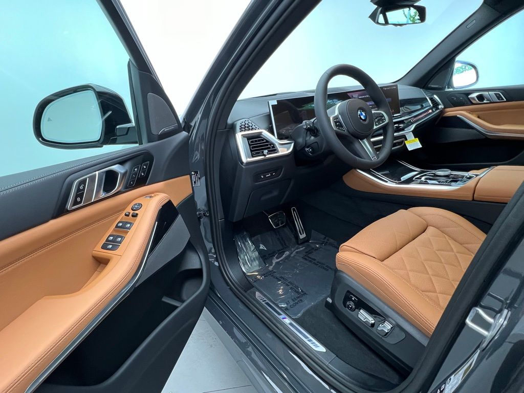 Thumbnail: 2026 BMW X5 - 22