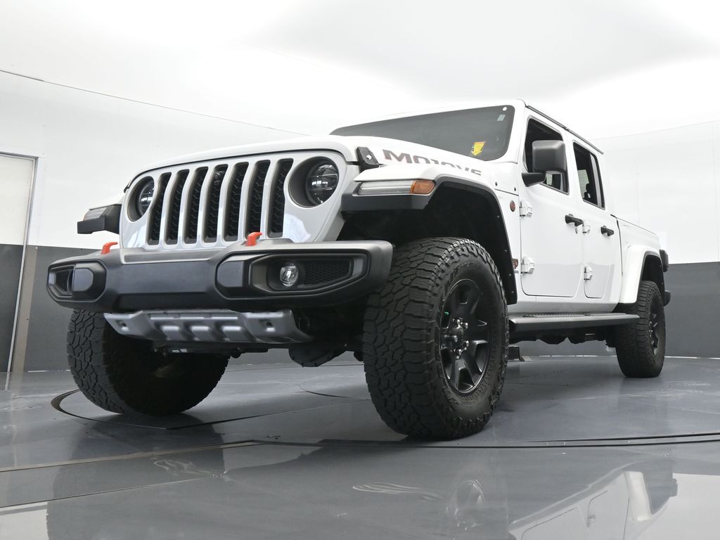Used 2022 Bright White Clearcoat Jeep Mojave image 62
