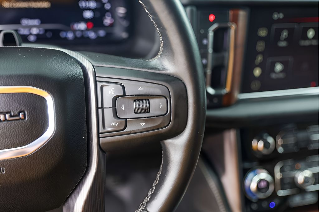 Used Car 2023 Gmc Yukon Xl  Denali Ultimate For Sale Under $70,000 In Austin, Texas