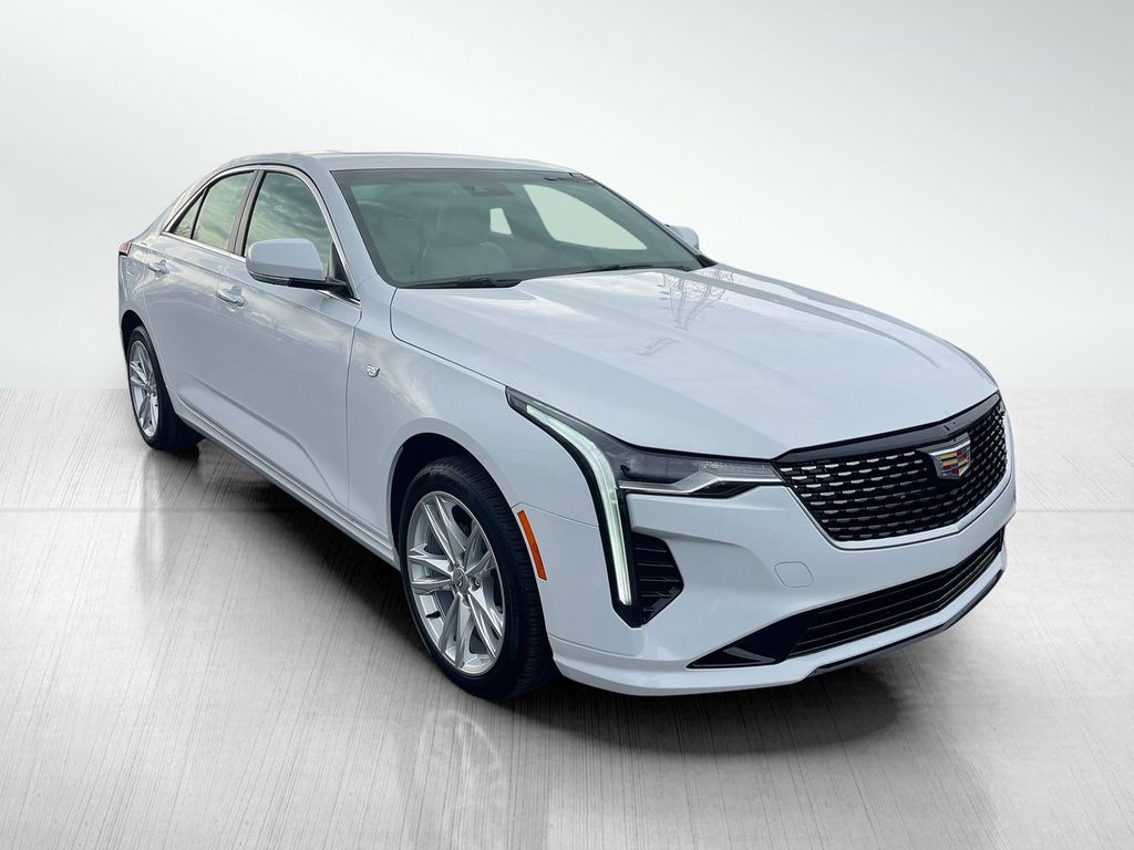 2025 Cadillac CT4 Luxury AWD