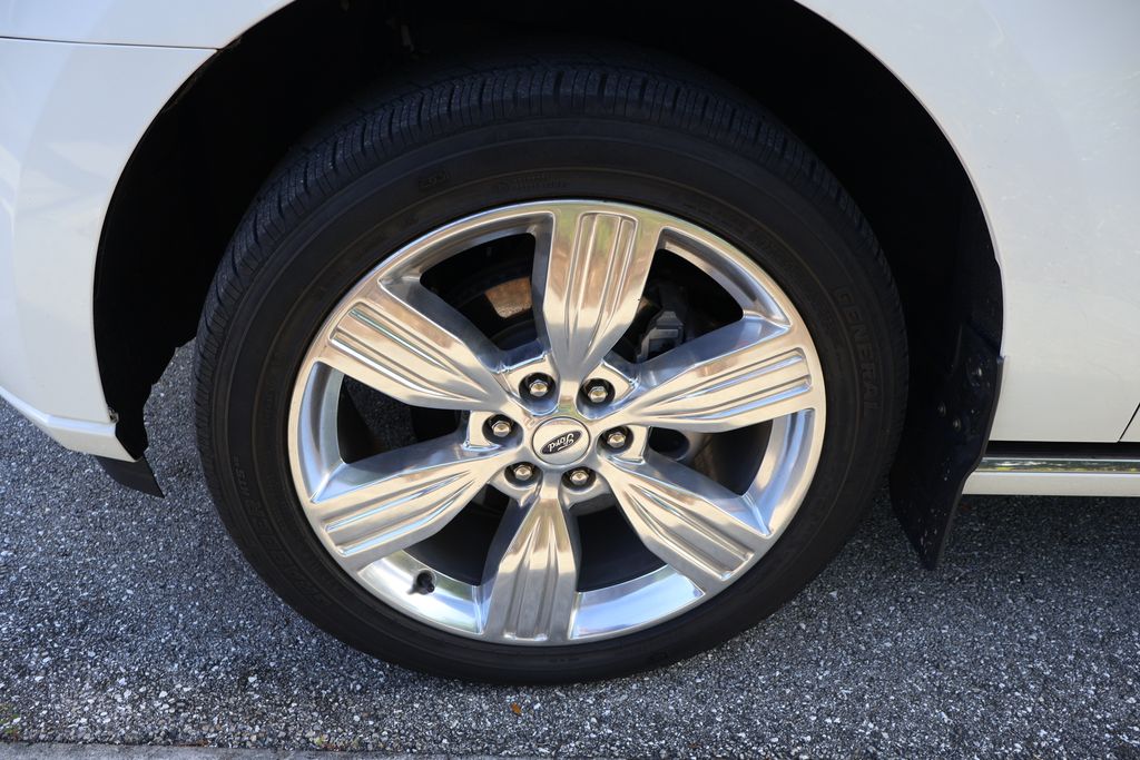 Thumbnail: 2023 Ford Expedition MAX - 4