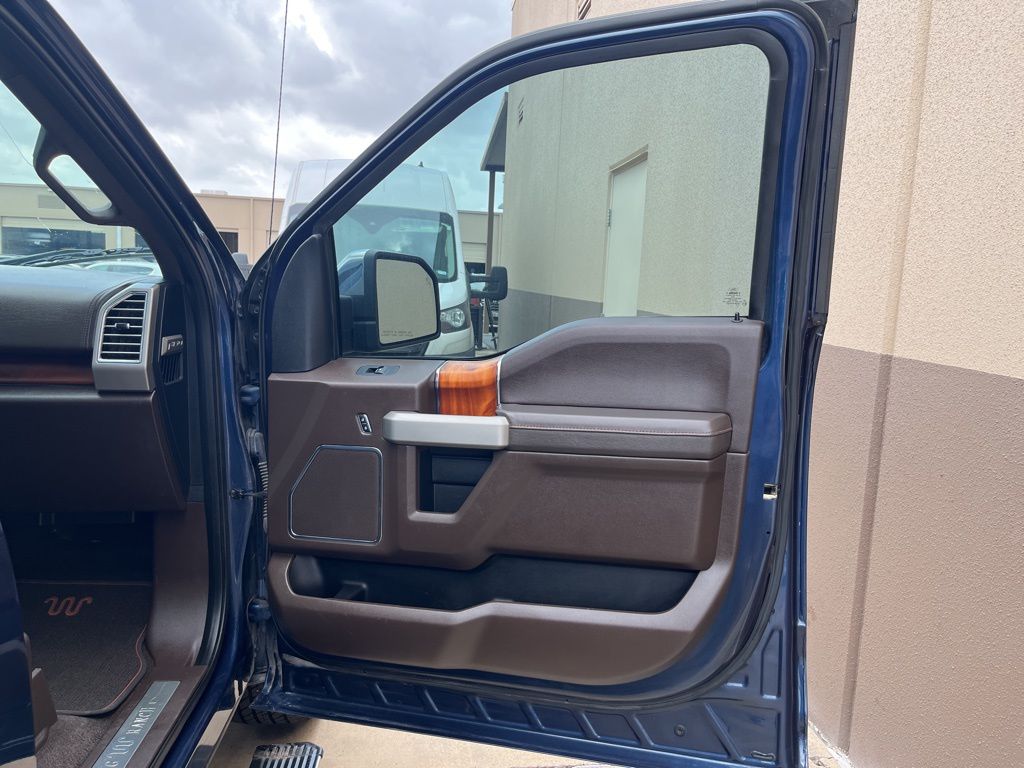 2016 Ford F-150 King Ranch 22