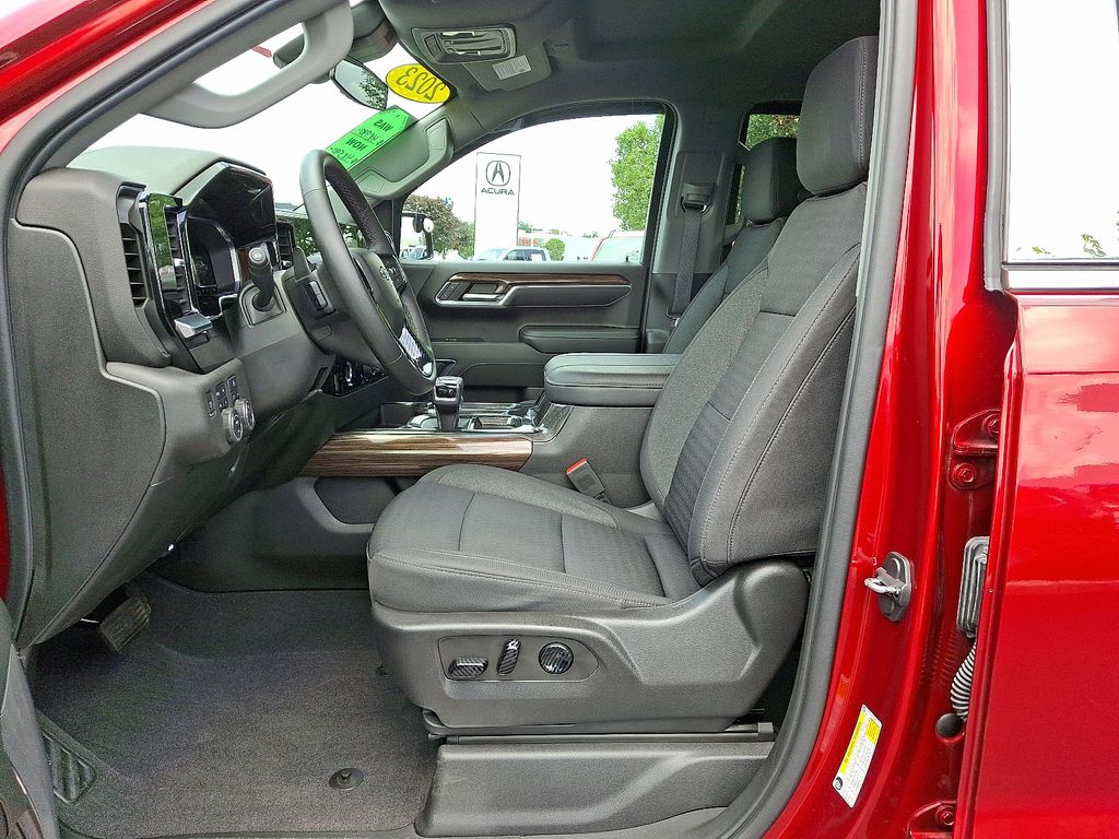 Thumbnail: 2023 Chevrolet Silverado 1500 - 14