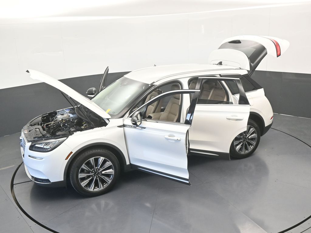 Used 2022 Pristine White Metallic Tri-Coat Lincoln Reserve image 70