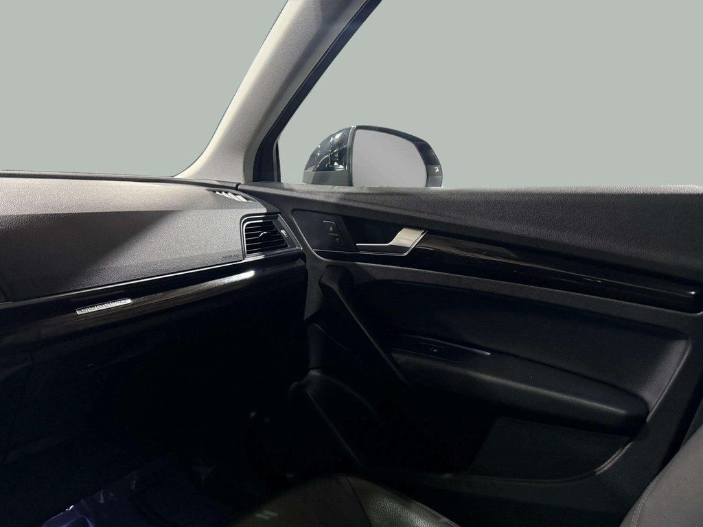 Used 2019 Moonlight Blue Metallic Audi 2.0T Premium image 23