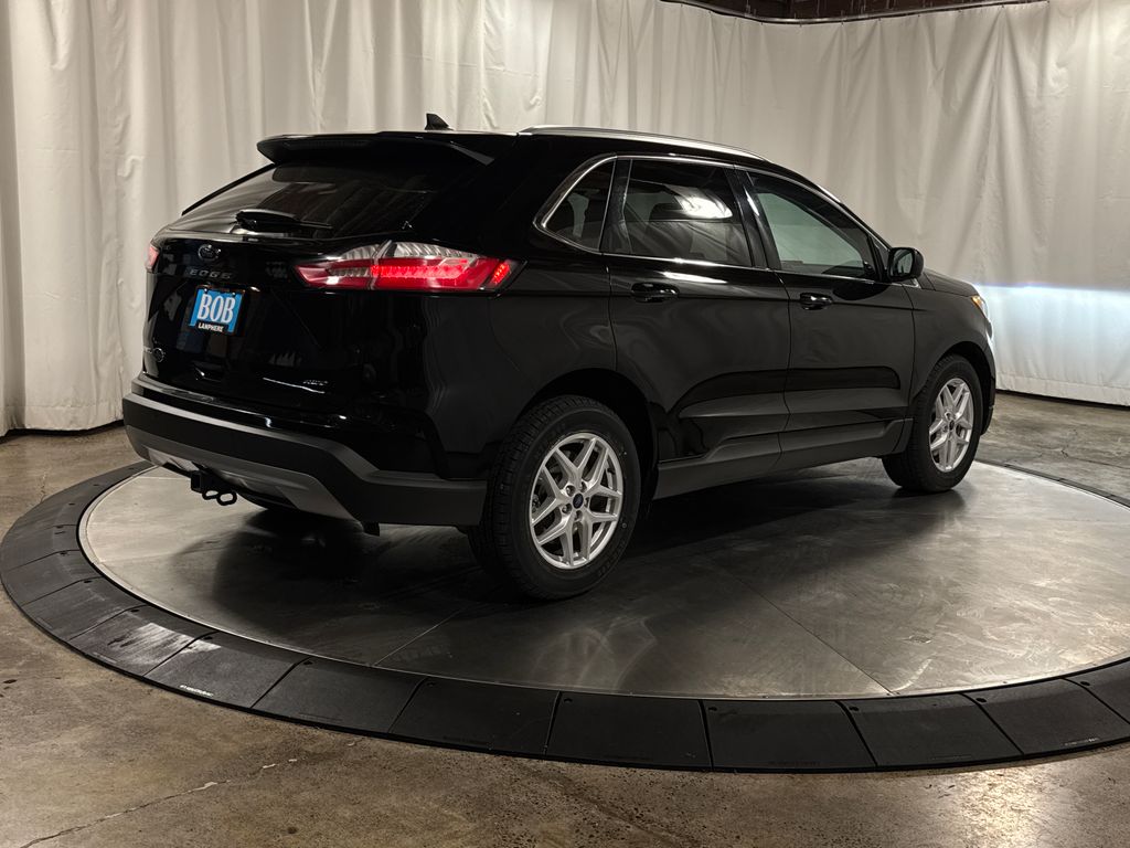 used 2021 Ford Edge car, priced at $21,376