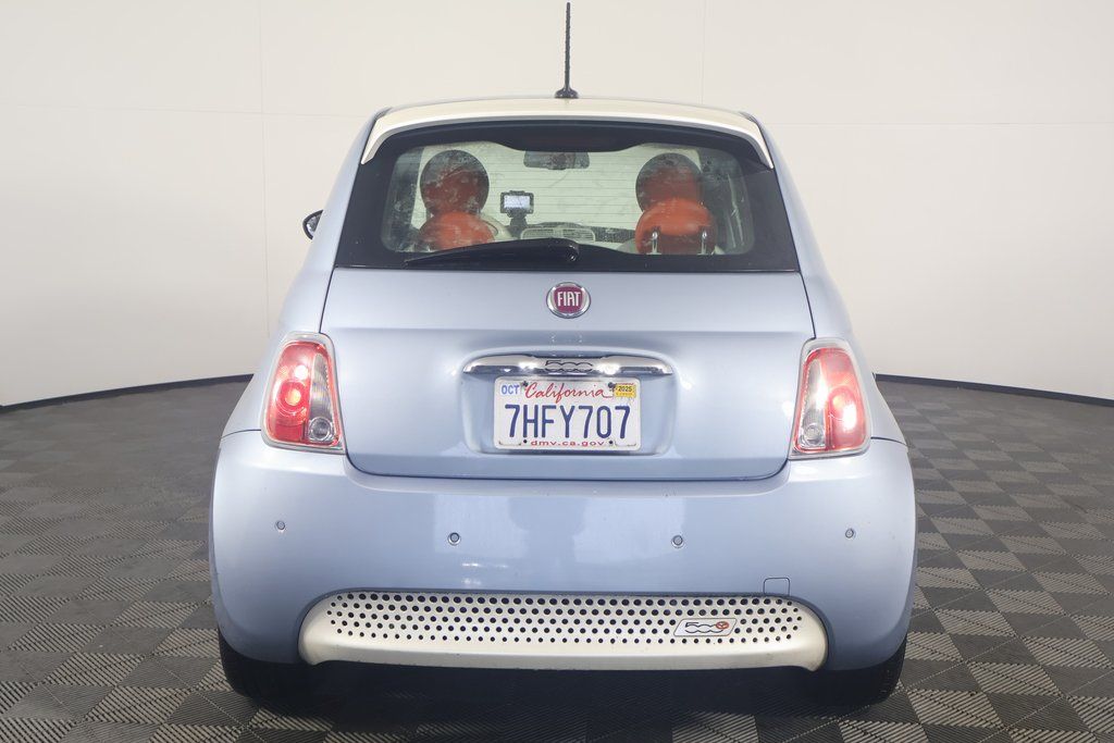 2015 Fiat 500e  5