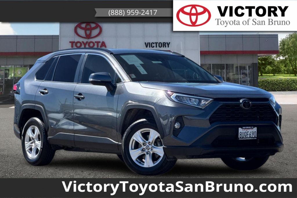 2021 Toyota RAV4 XLE FWD