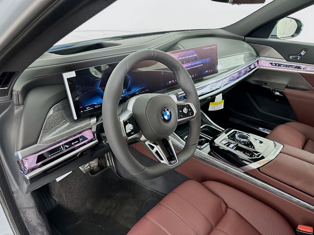 Thumbnail: 2025 BMW 7 Series - 9